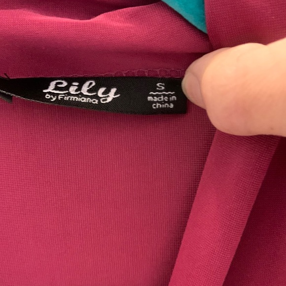 Lily by Firmiana Size S Plum Cross over Blouse - Picture 3 of 6